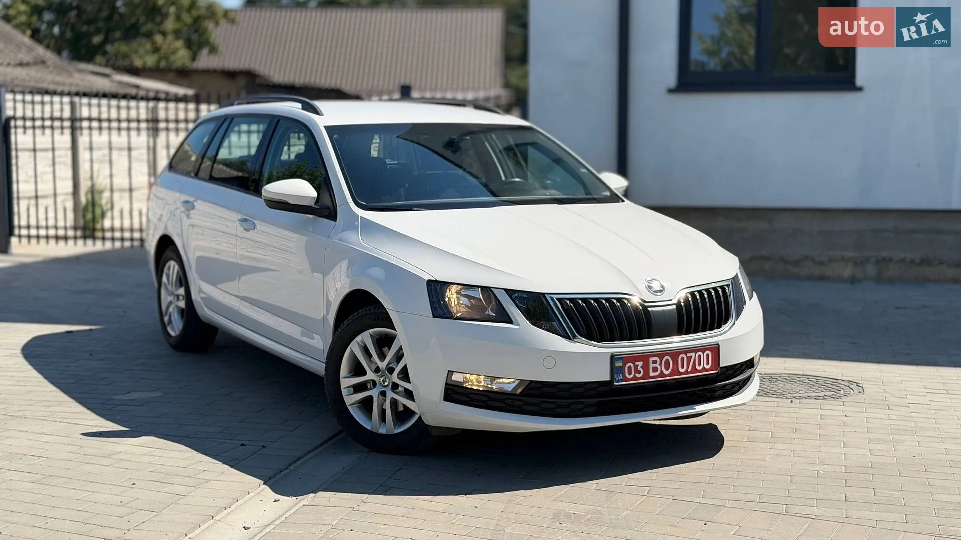 2017 Skoda Octavia - фото 1