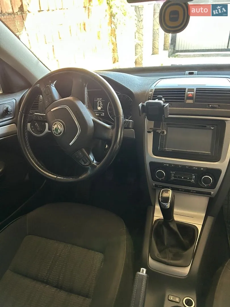 2011 Skoda Octavia - мініатюра 6