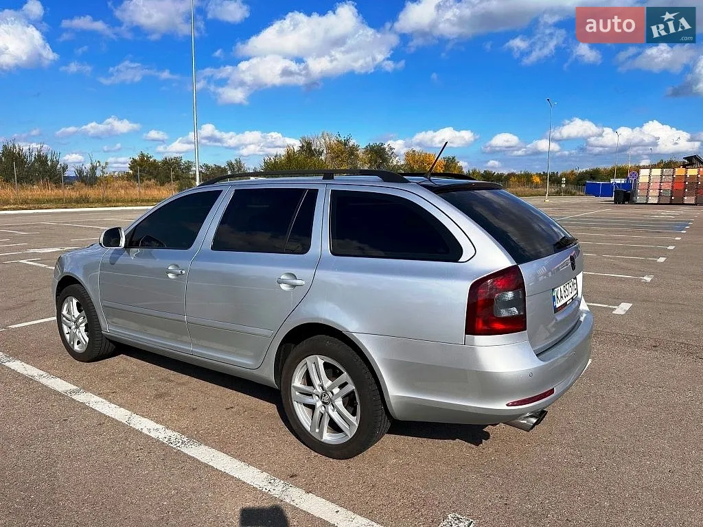 2011 Skoda Octavia - мініатюра 13