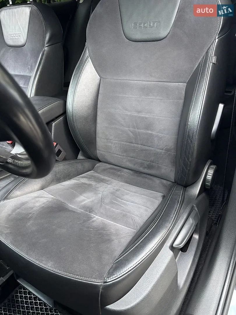 2016 Skoda Octavia - мініатюра 9