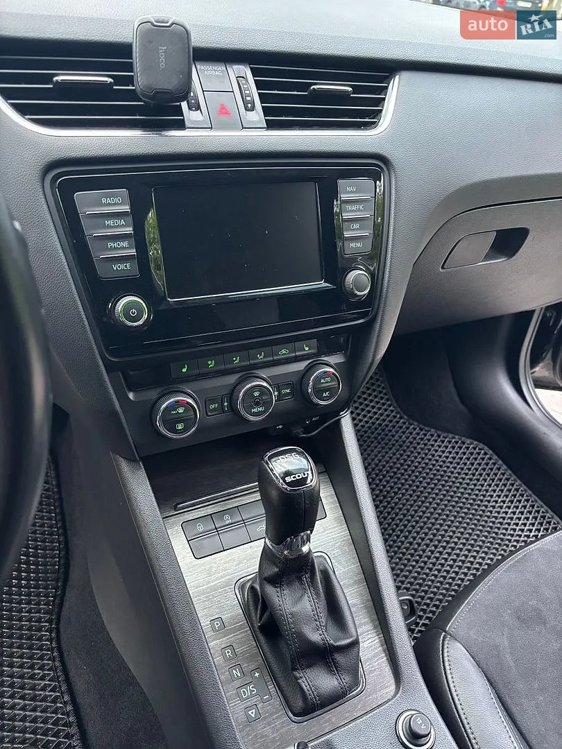 2016 Skoda Octavia - мініатюра 10