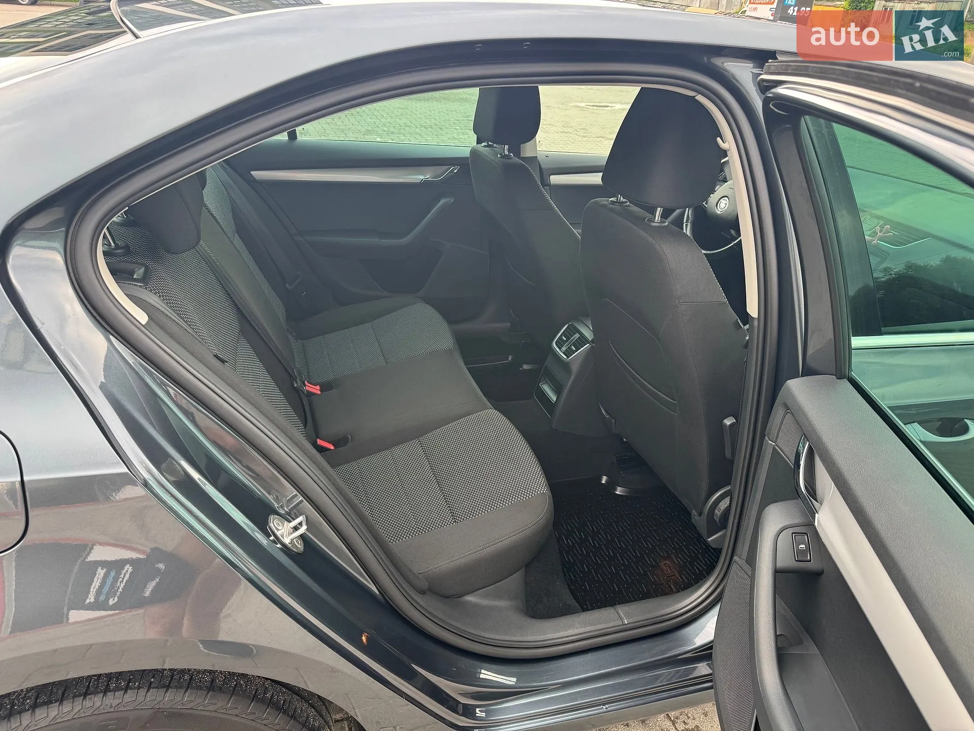 2014 Skoda Octavia - мініатюра 27