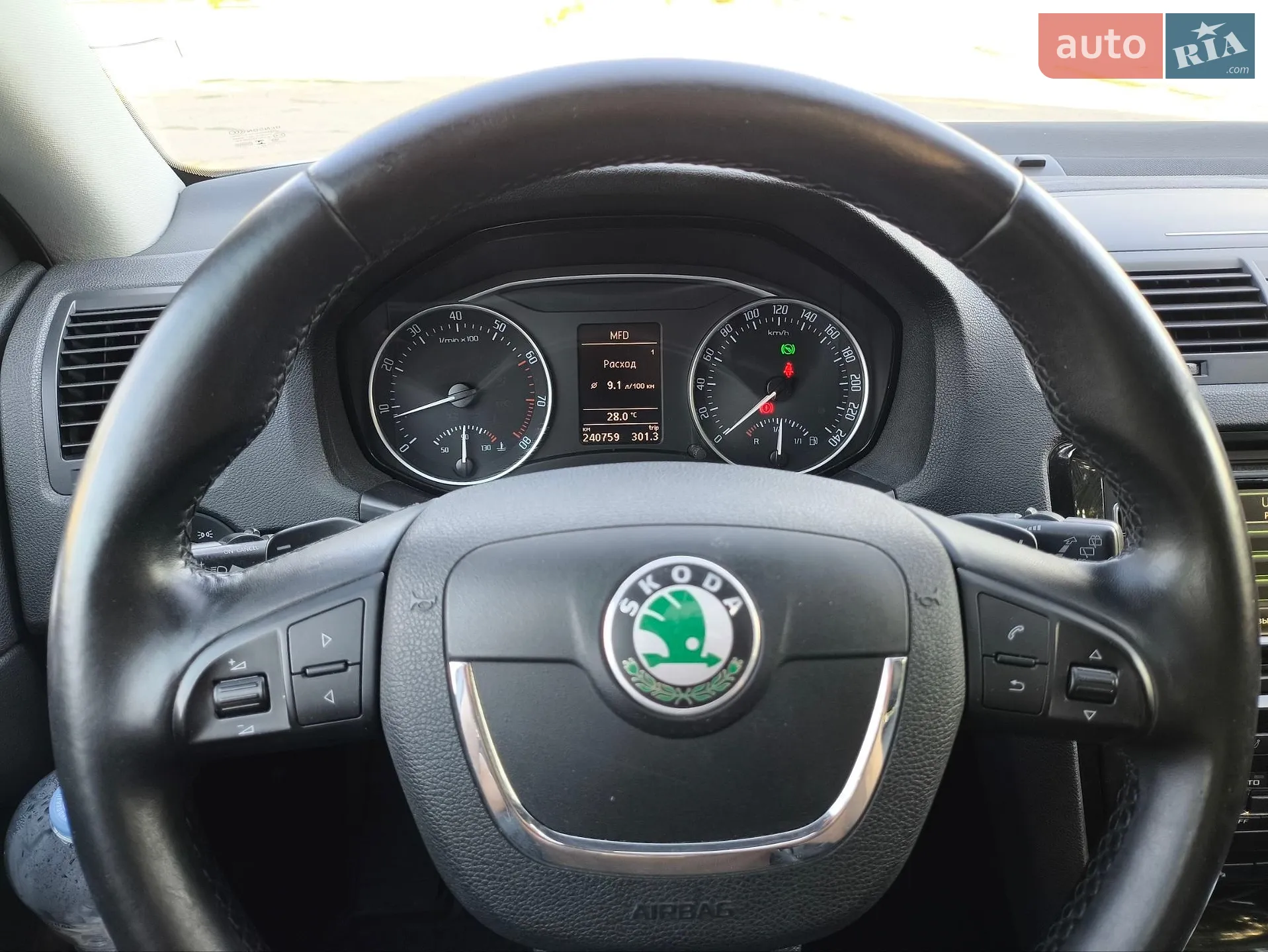 2010 Skoda Octavia - мініатюра 7