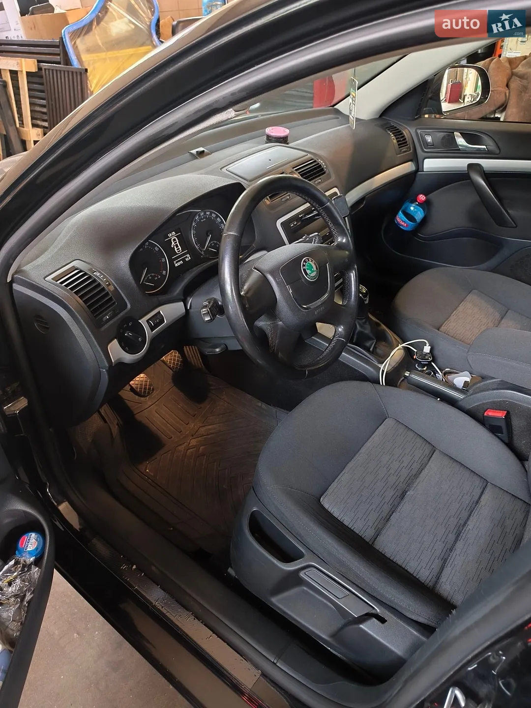 2010 Skoda Octavia - мініатюра 5
