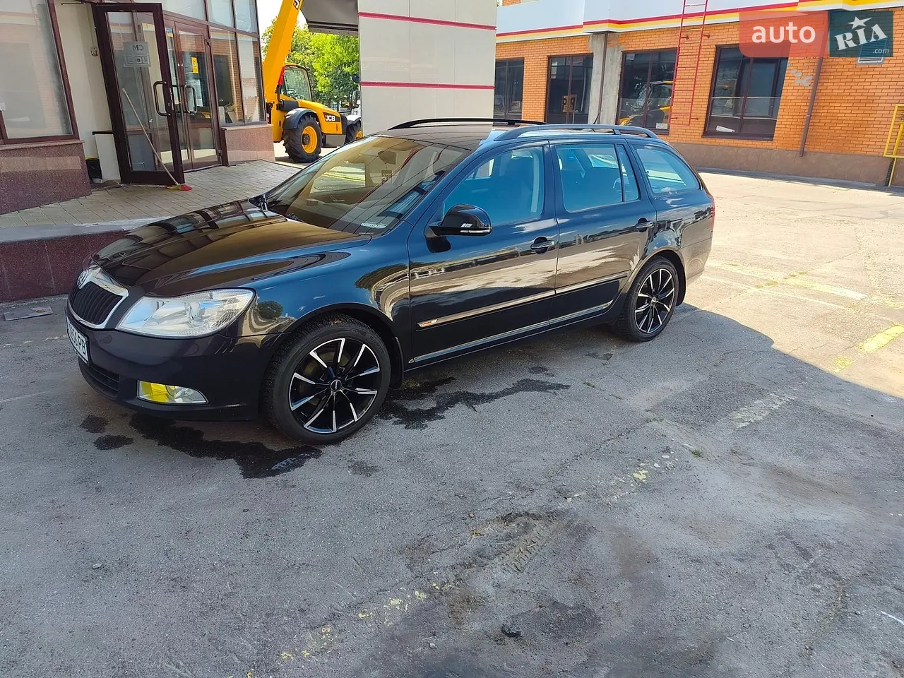 2010 Skoda Octavia - мініатюра 18