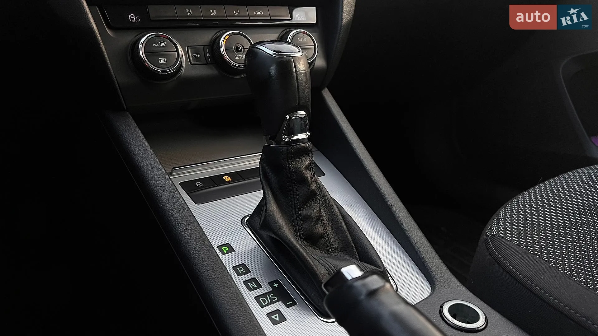2013 Skoda Octavia - мініатюра 24