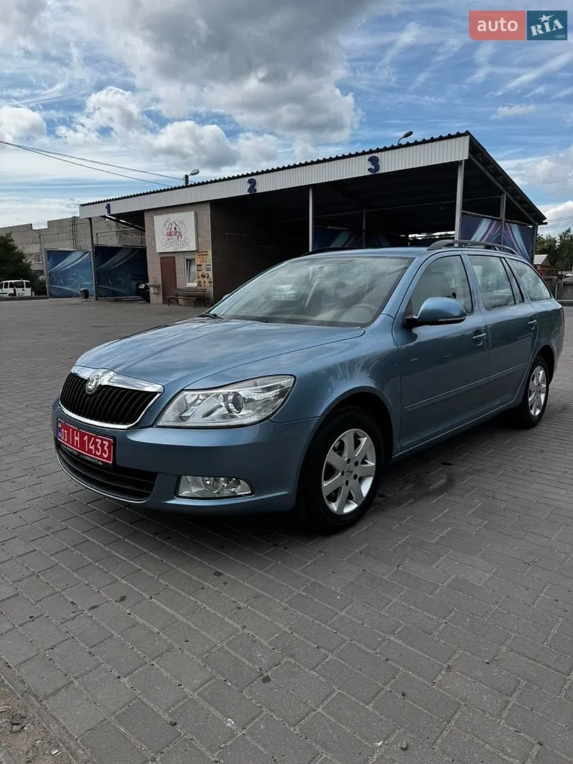 2010 Skoda Octavia - мініатюра 9