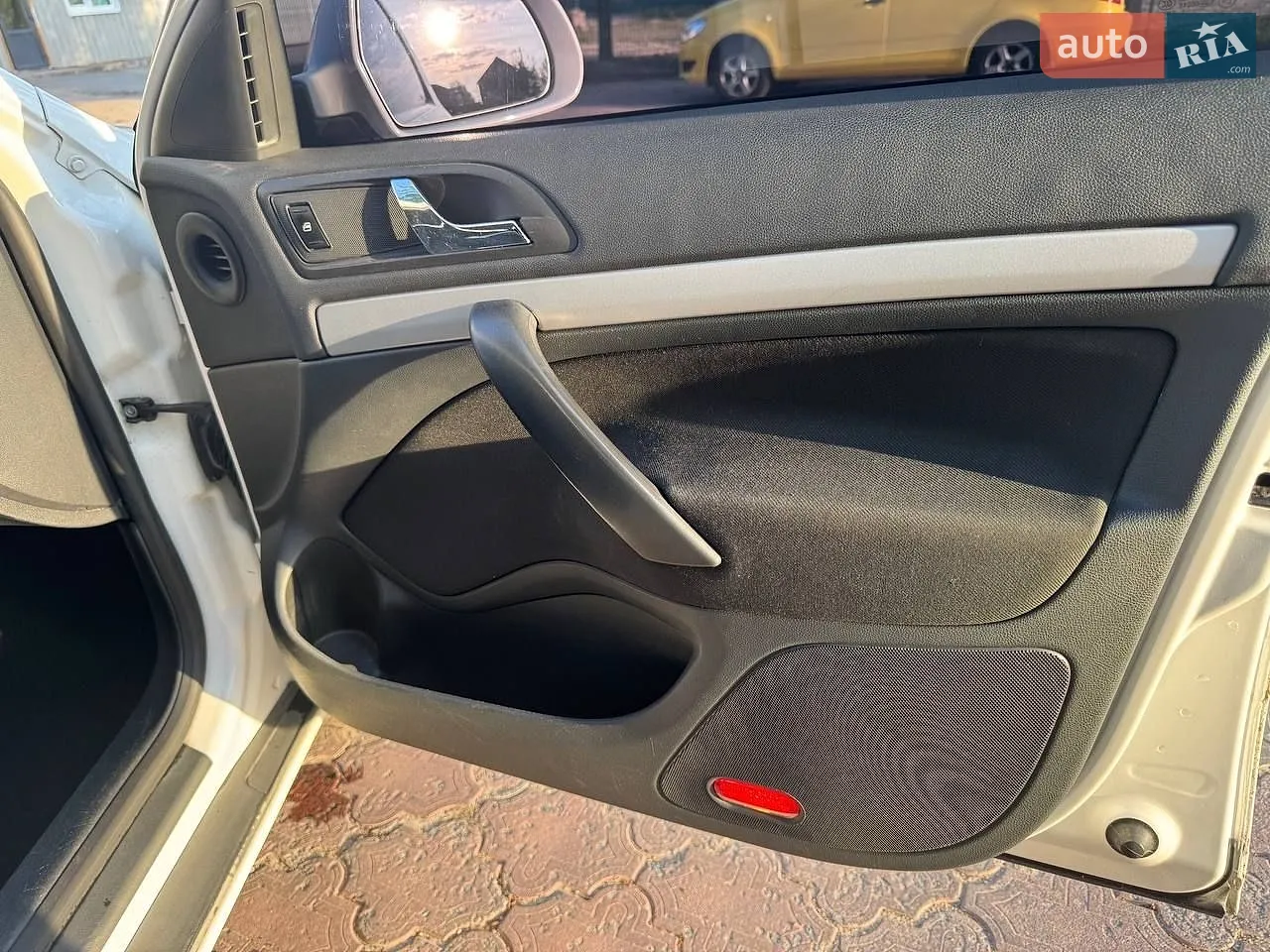 2012 Skoda Octavia - мініатюра 11
