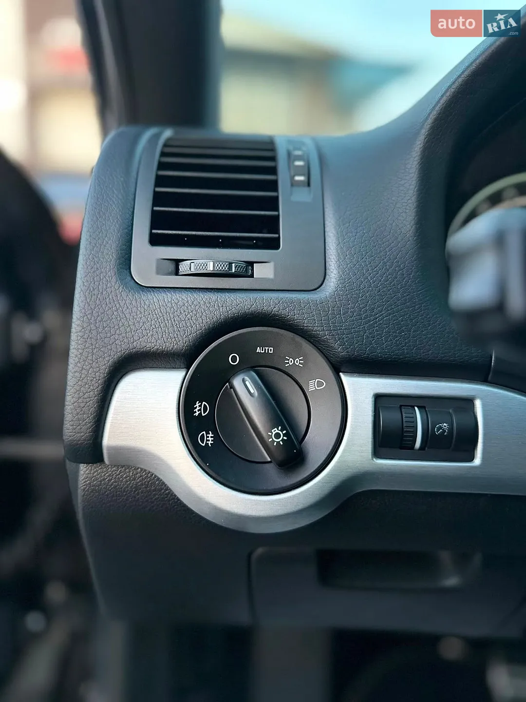 2012 Skoda Octavia - мініатюра 46