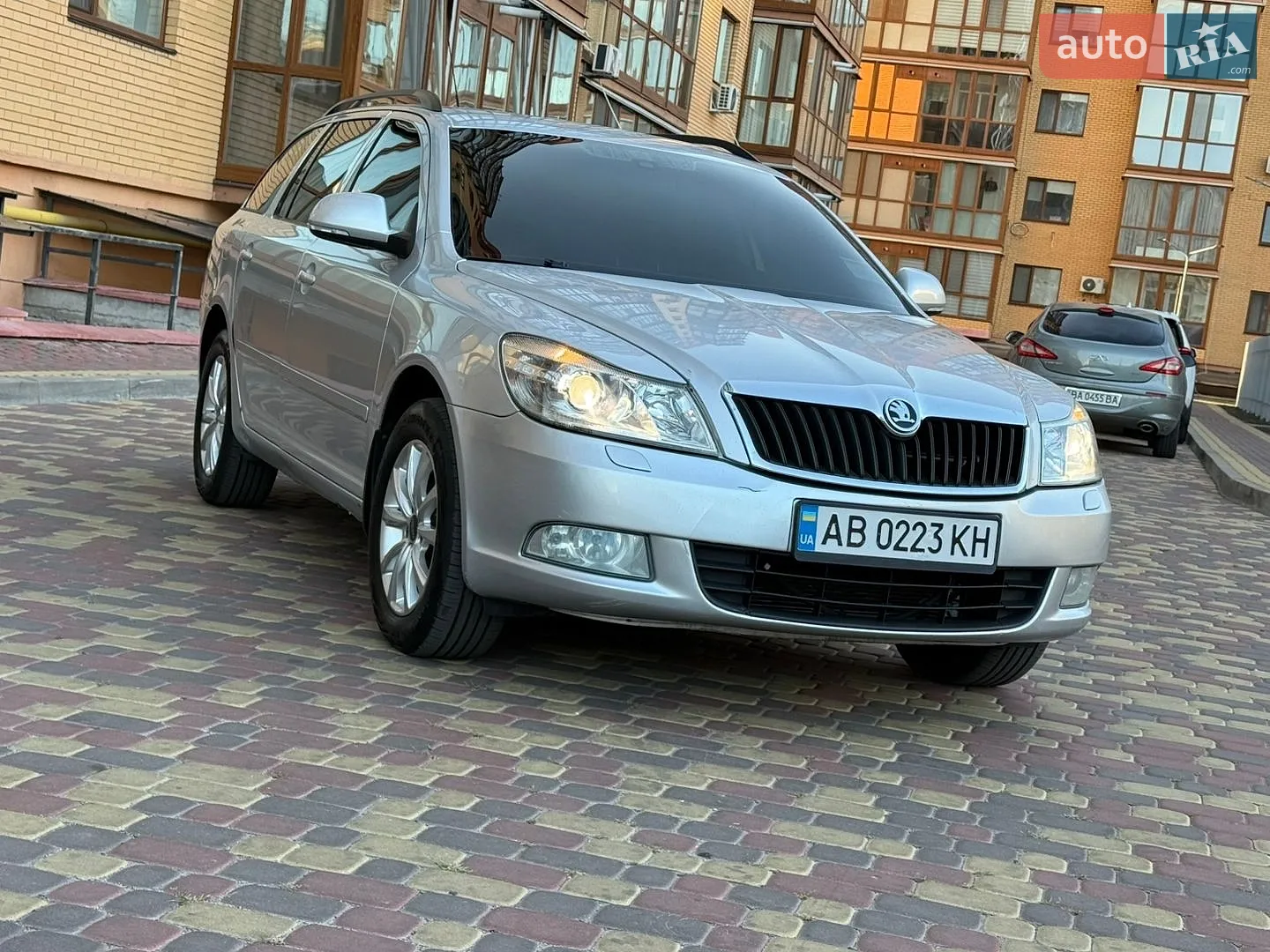2010 Skoda Octavia - фото 1