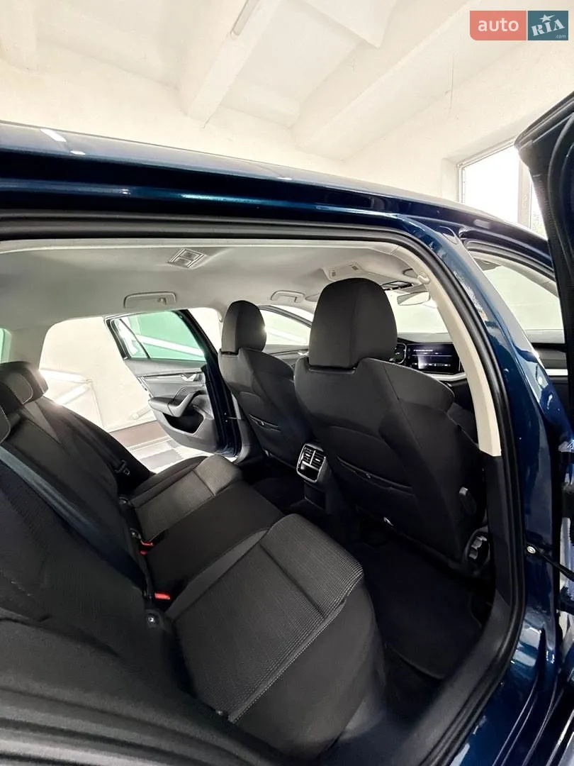 2021 Skoda Octavia - мініатюра 11