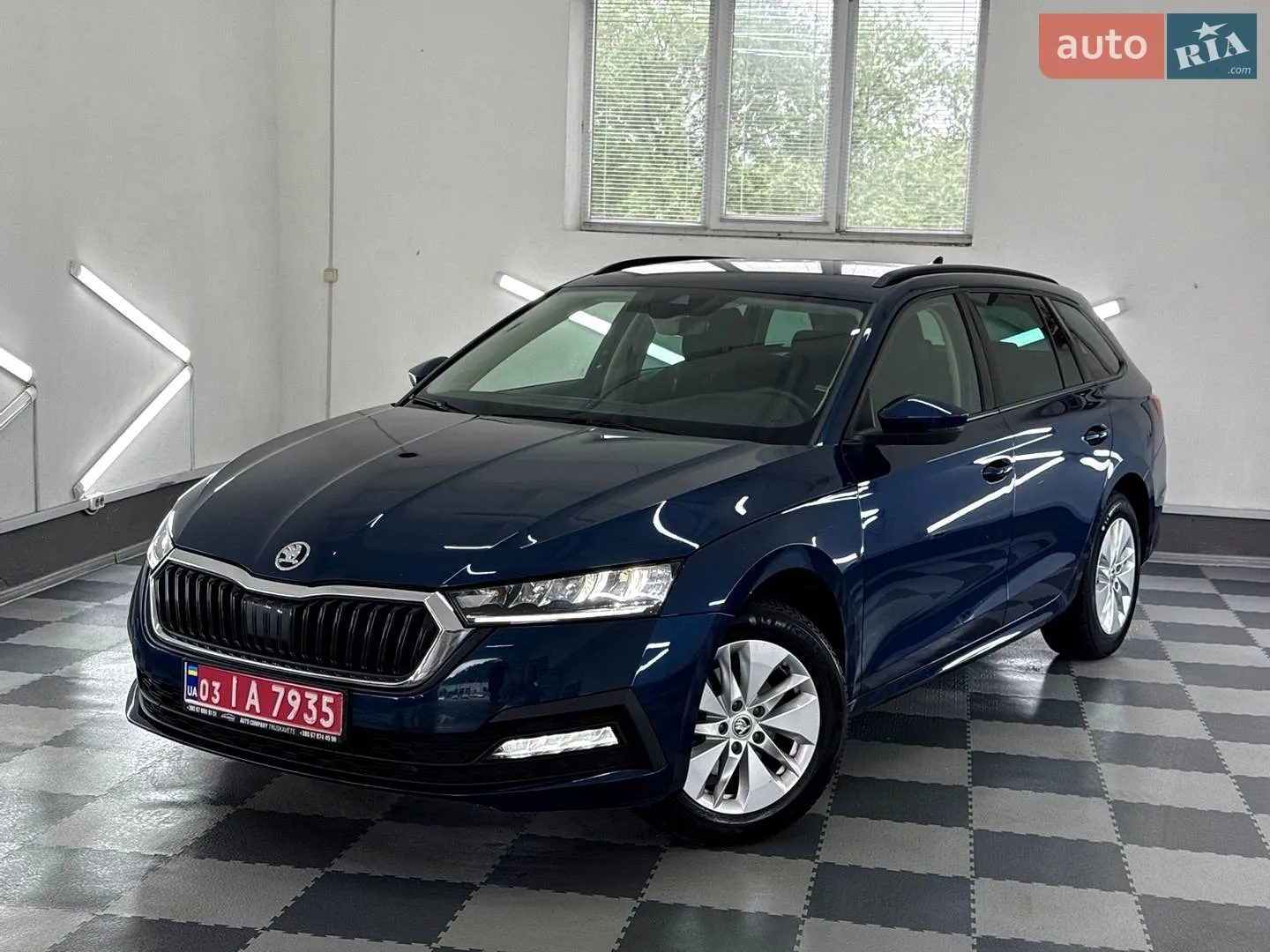2021 Skoda Octavia - фото 1