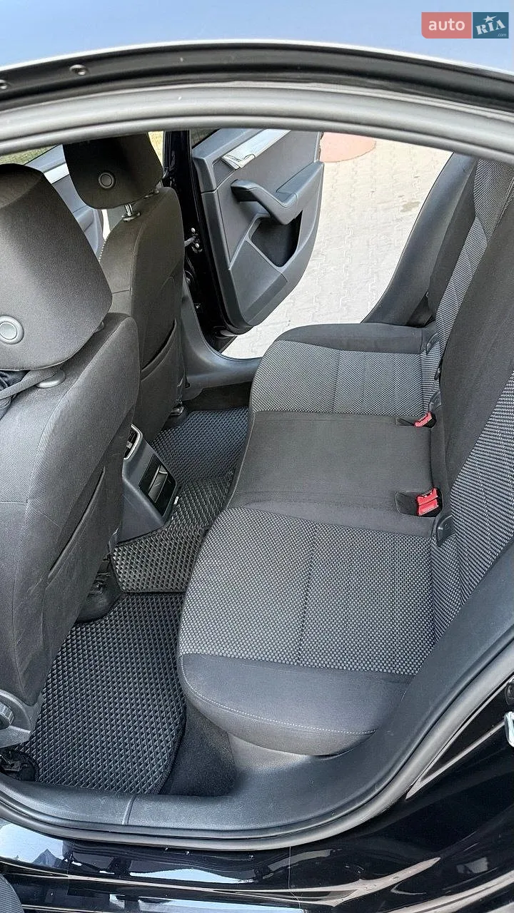 2014 Skoda Octavia - мініатюра 12