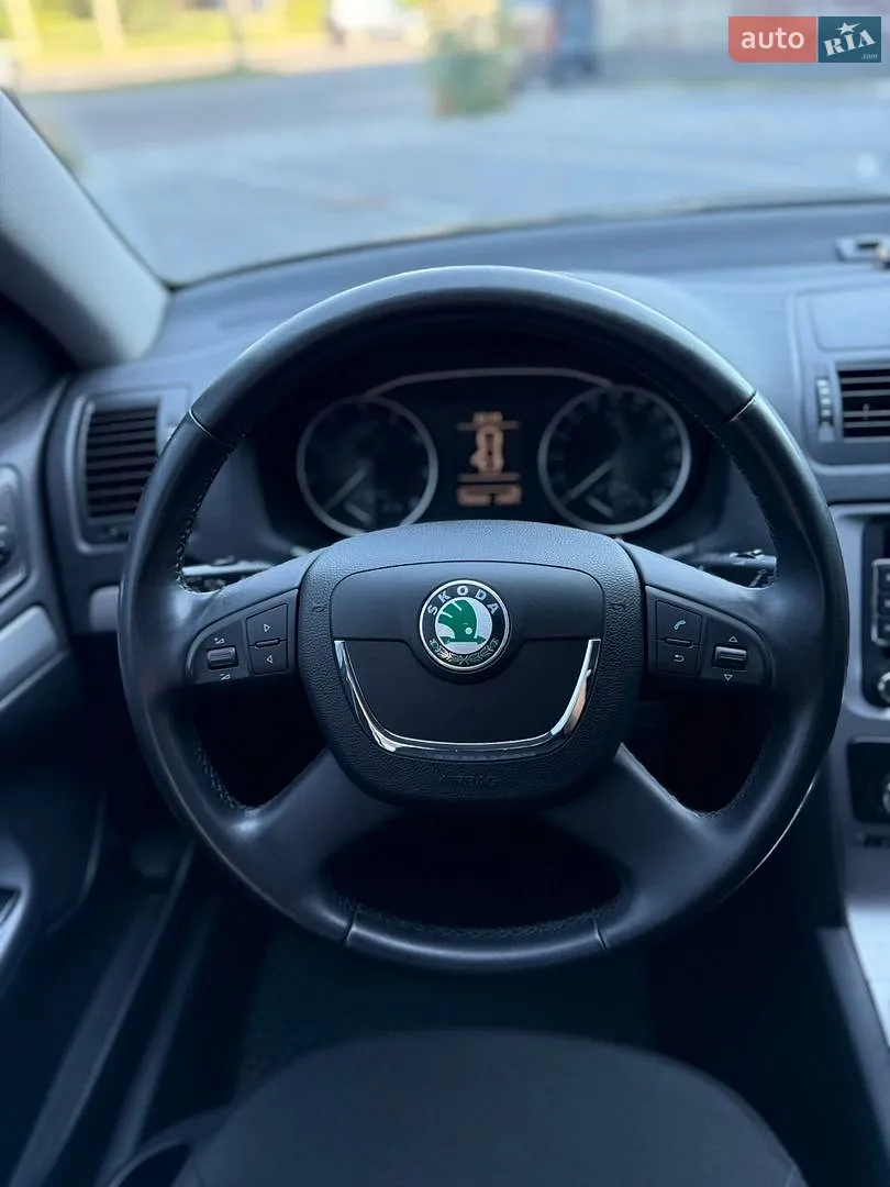 2010 Skoda Octavia - мініатюра 40