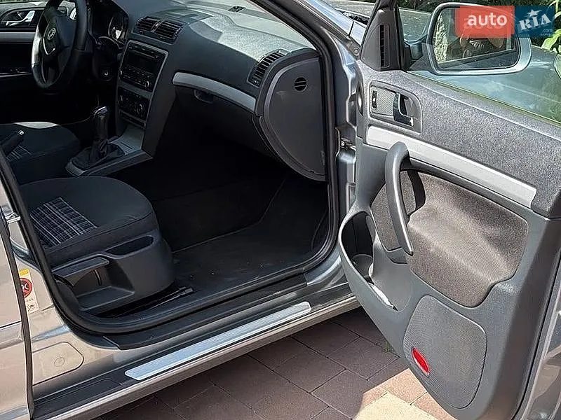 2012 Skoda Octavia - мініатюра 7