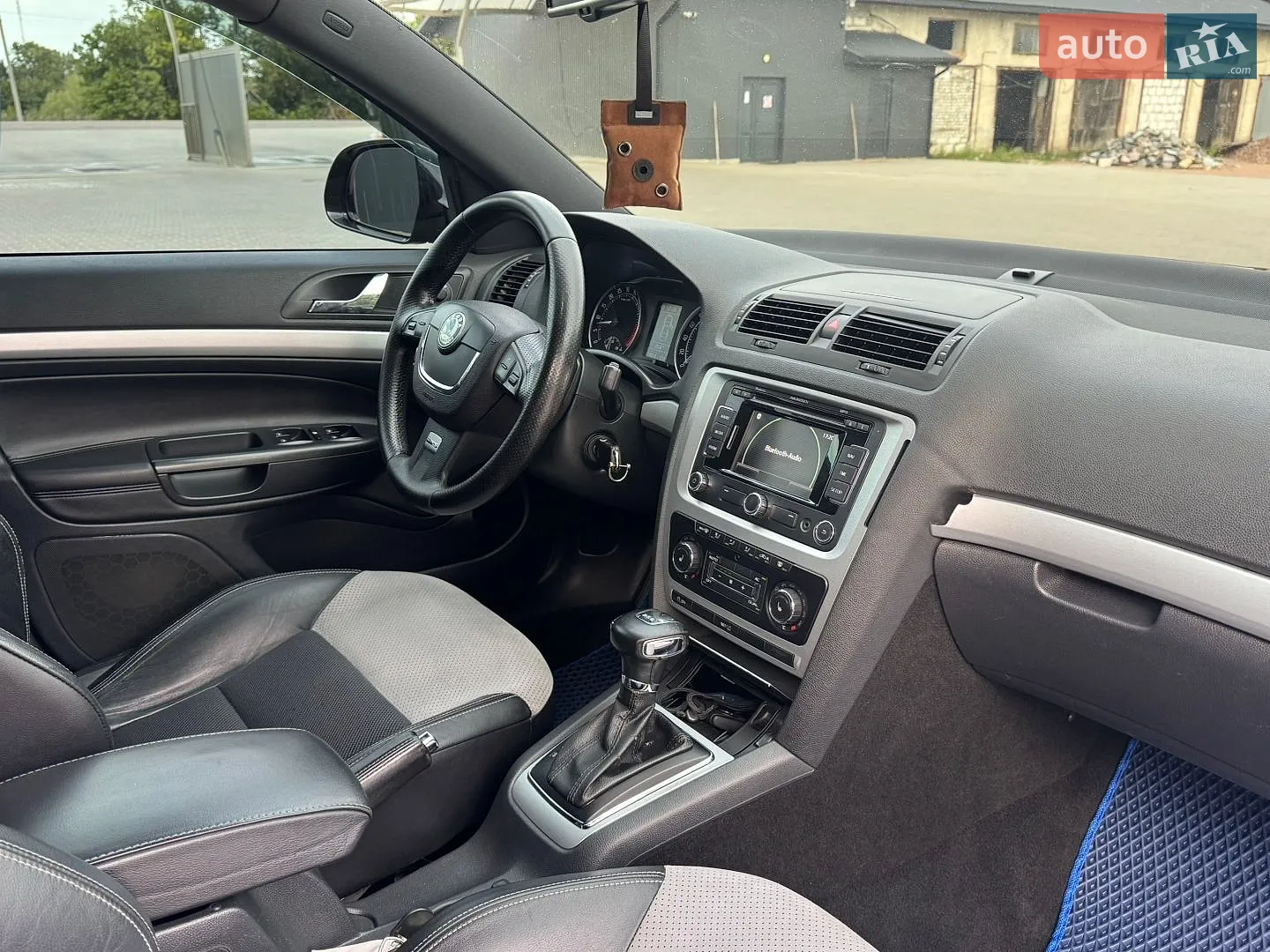 2011 Skoda Octavia - мініатюра 9