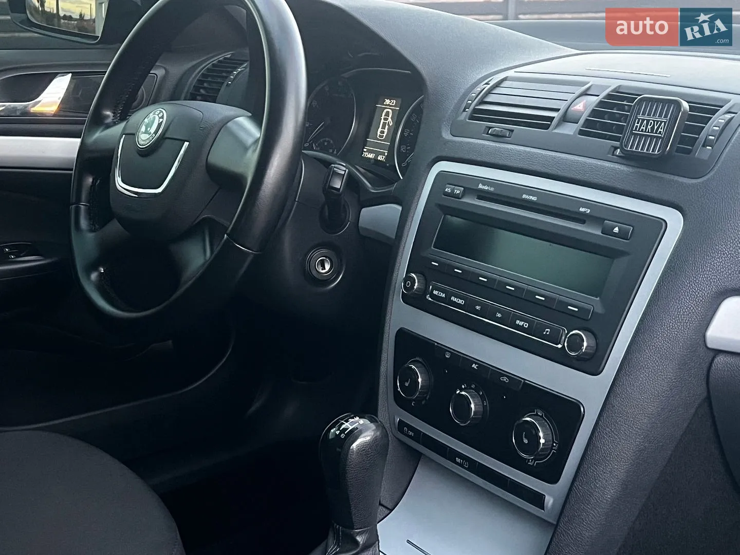 2010 Skoda Octavia - мініатюра 7