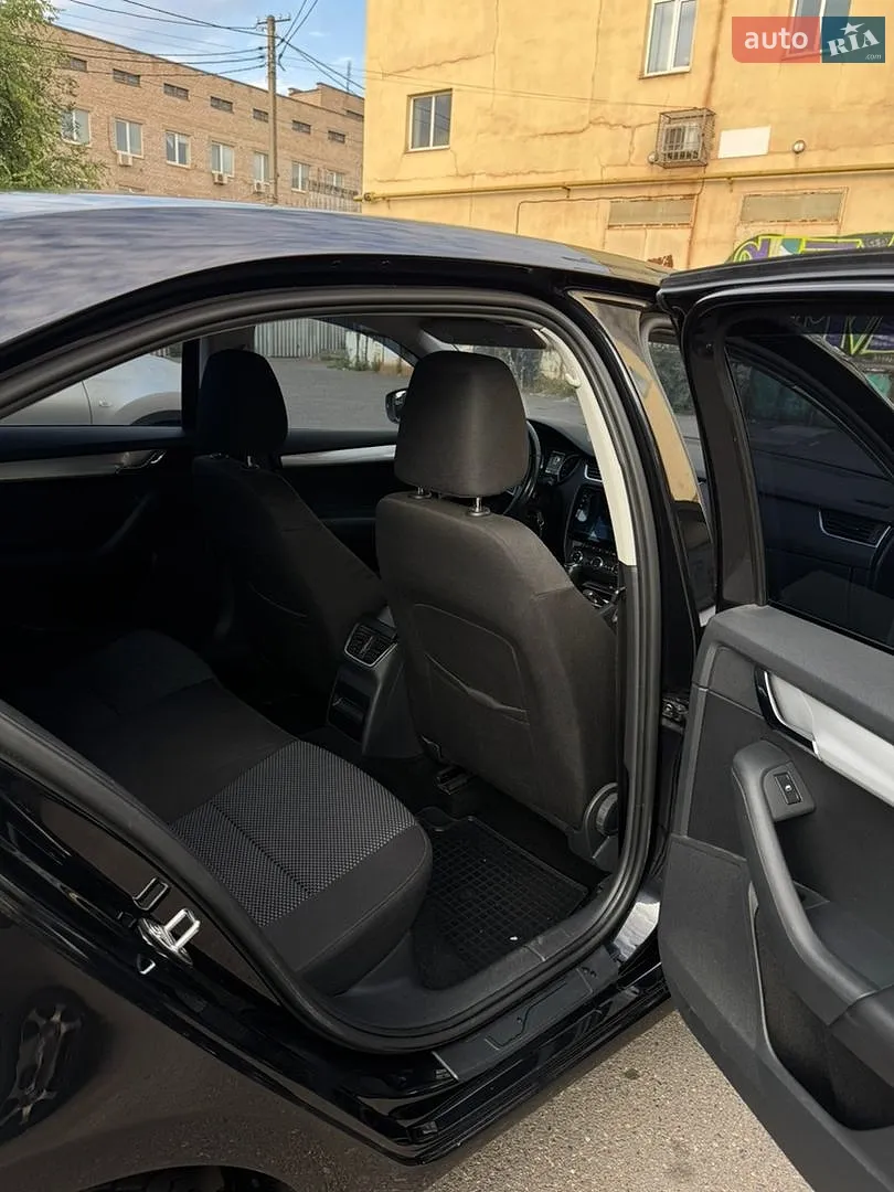 2013 Skoda Octavia - мініатюра 12