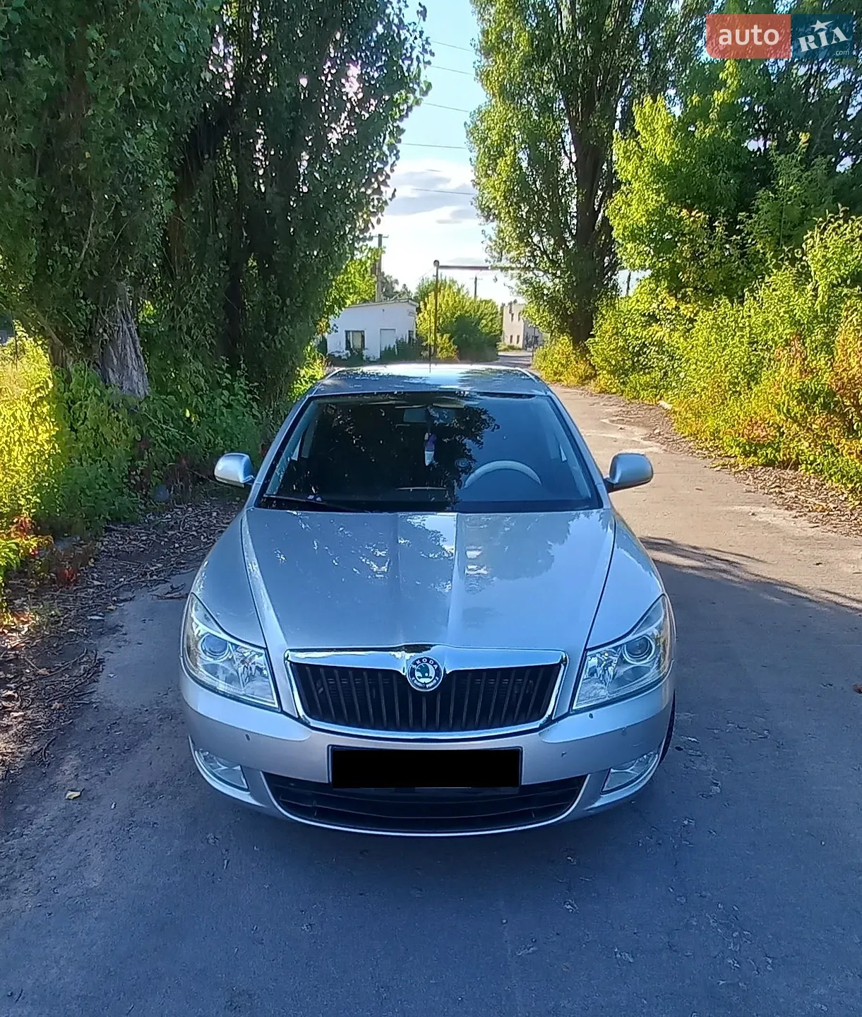 2010 Skoda Octavia - мініатюра 2