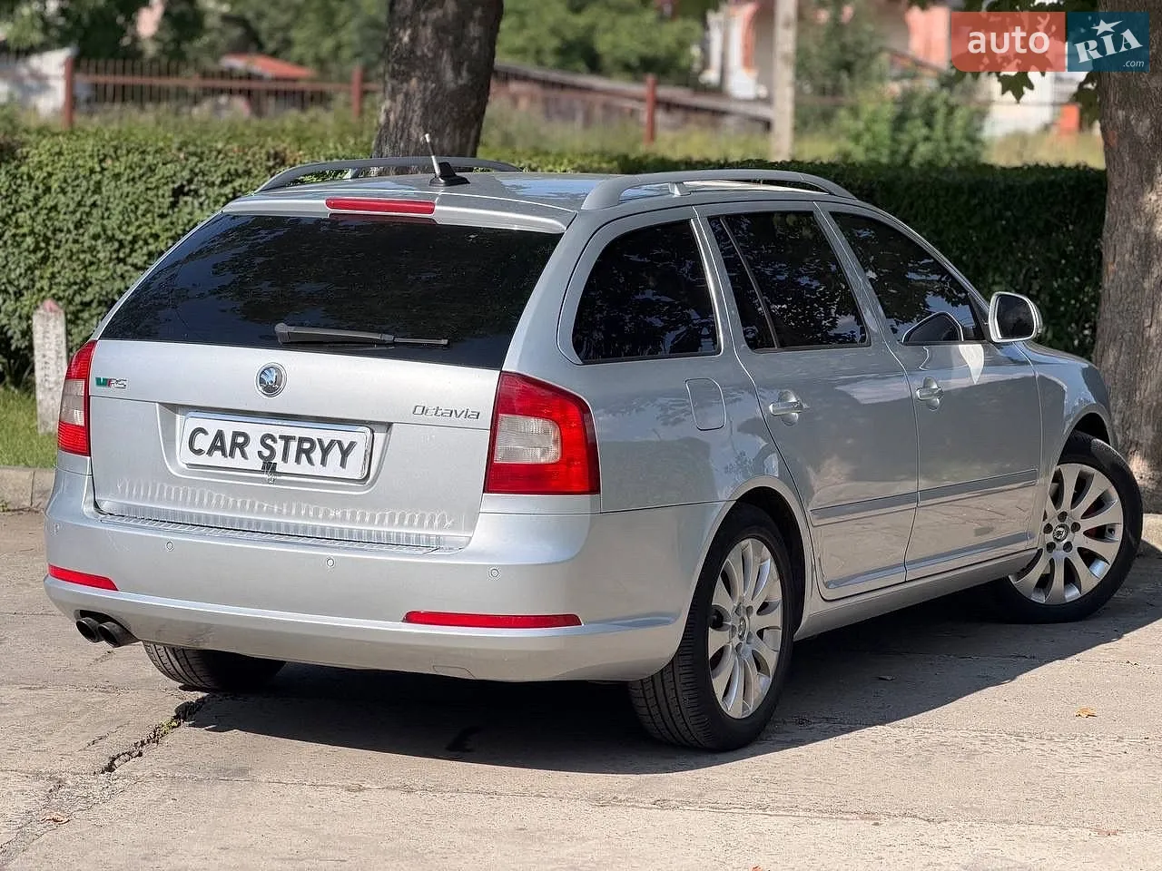 2010 Skoda Octavia - мініатюра 4