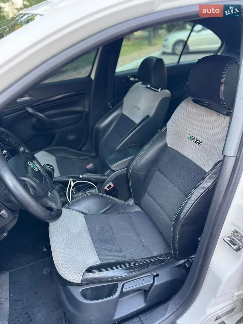 2011 Skoda Octavia - мініатюра 16