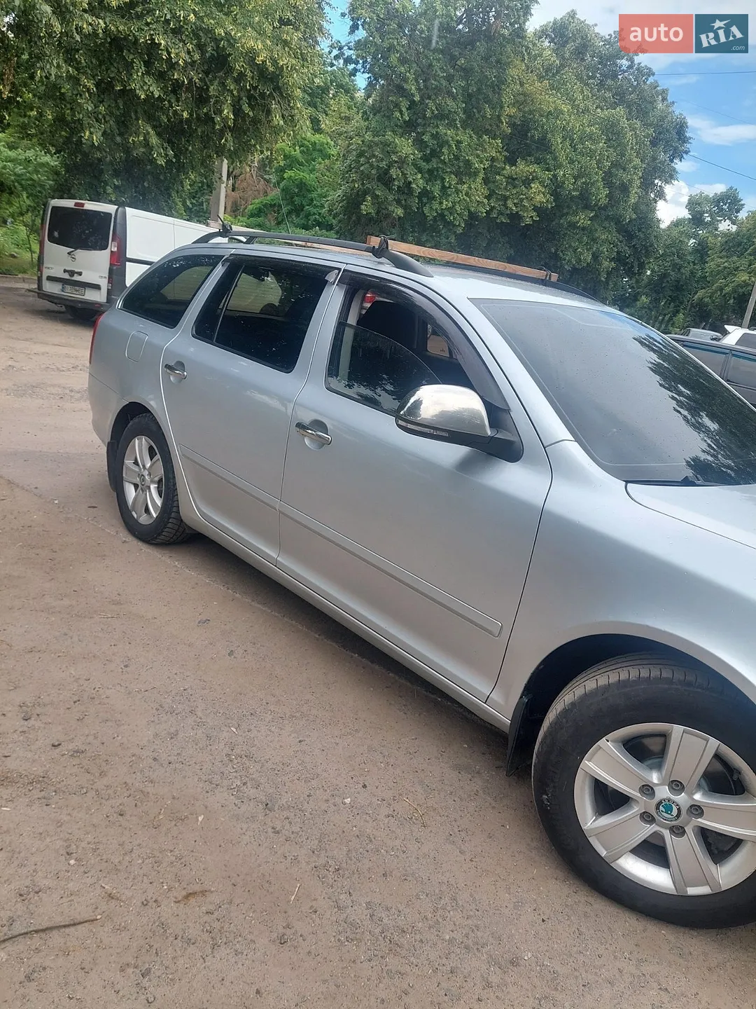 2010 Skoda Octavia - мініатюра 11