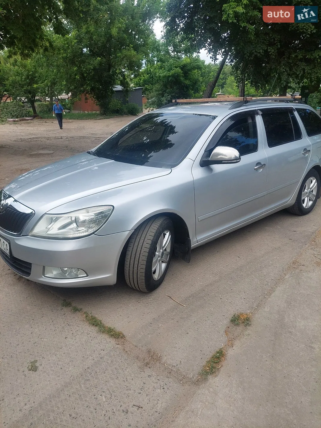 2010 Skoda Octavia - фото 1