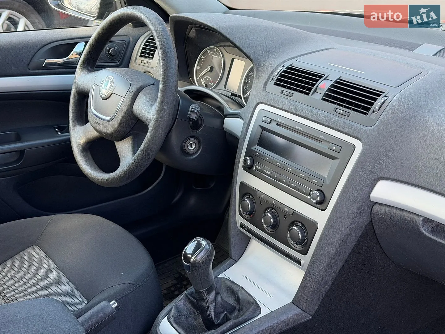 2011 Skoda Octavia - мініатюра 74