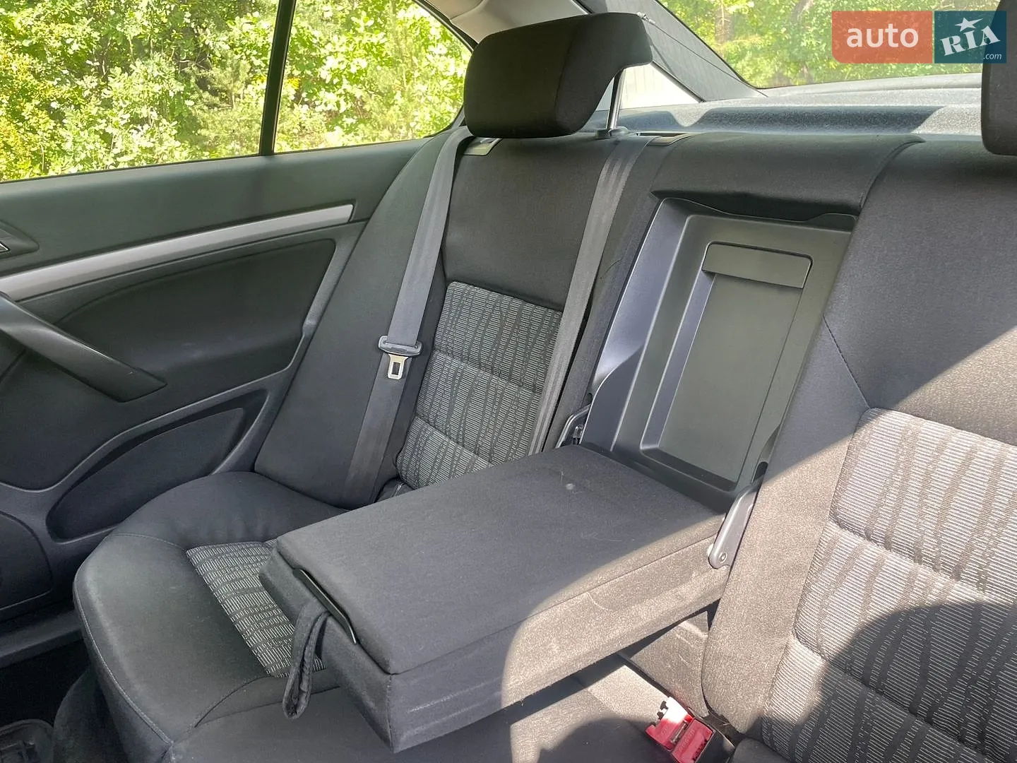 2010 Skoda Octavia - мініатюра 17