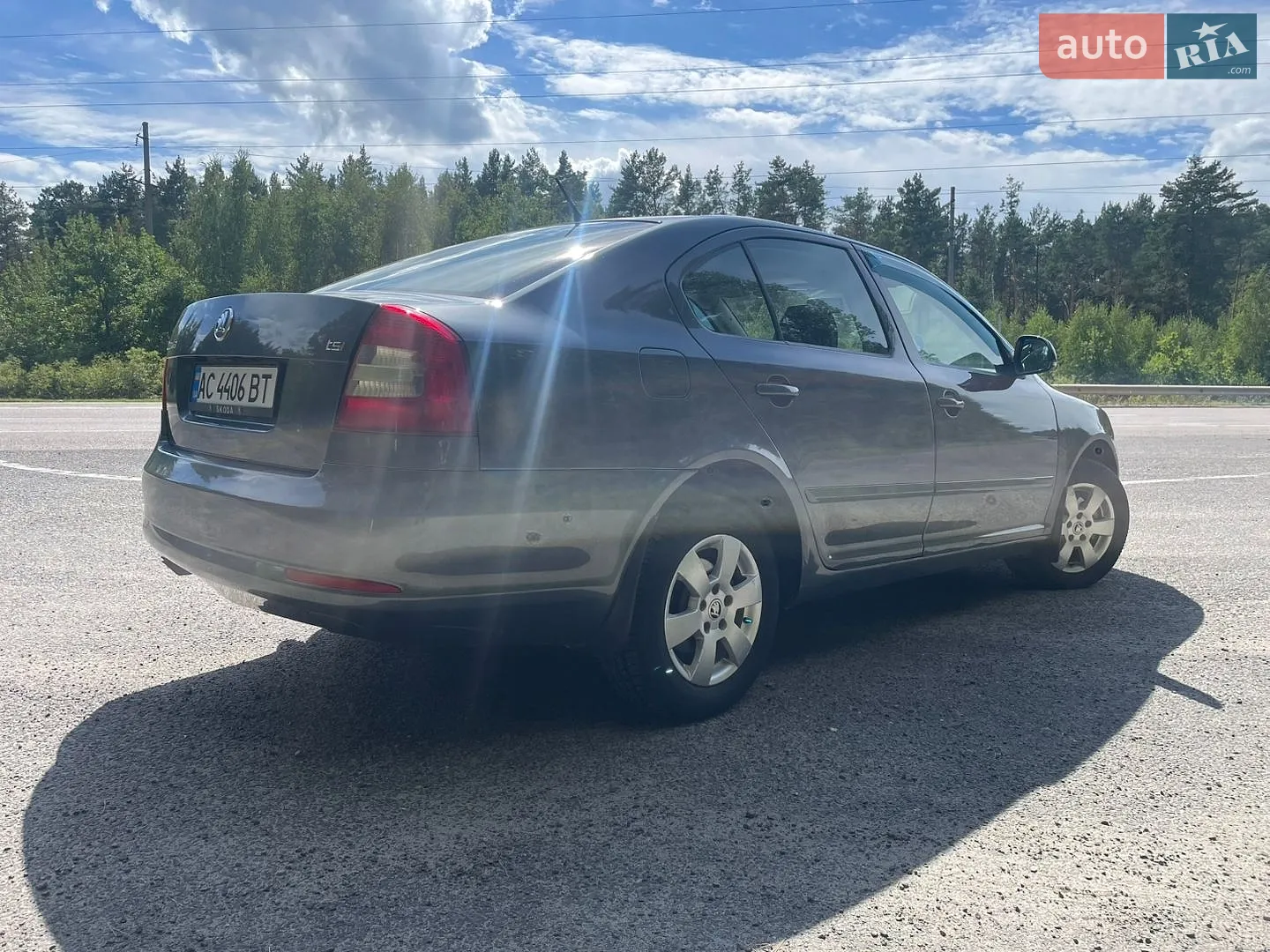 2010 Skoda Octavia - мініатюра 8