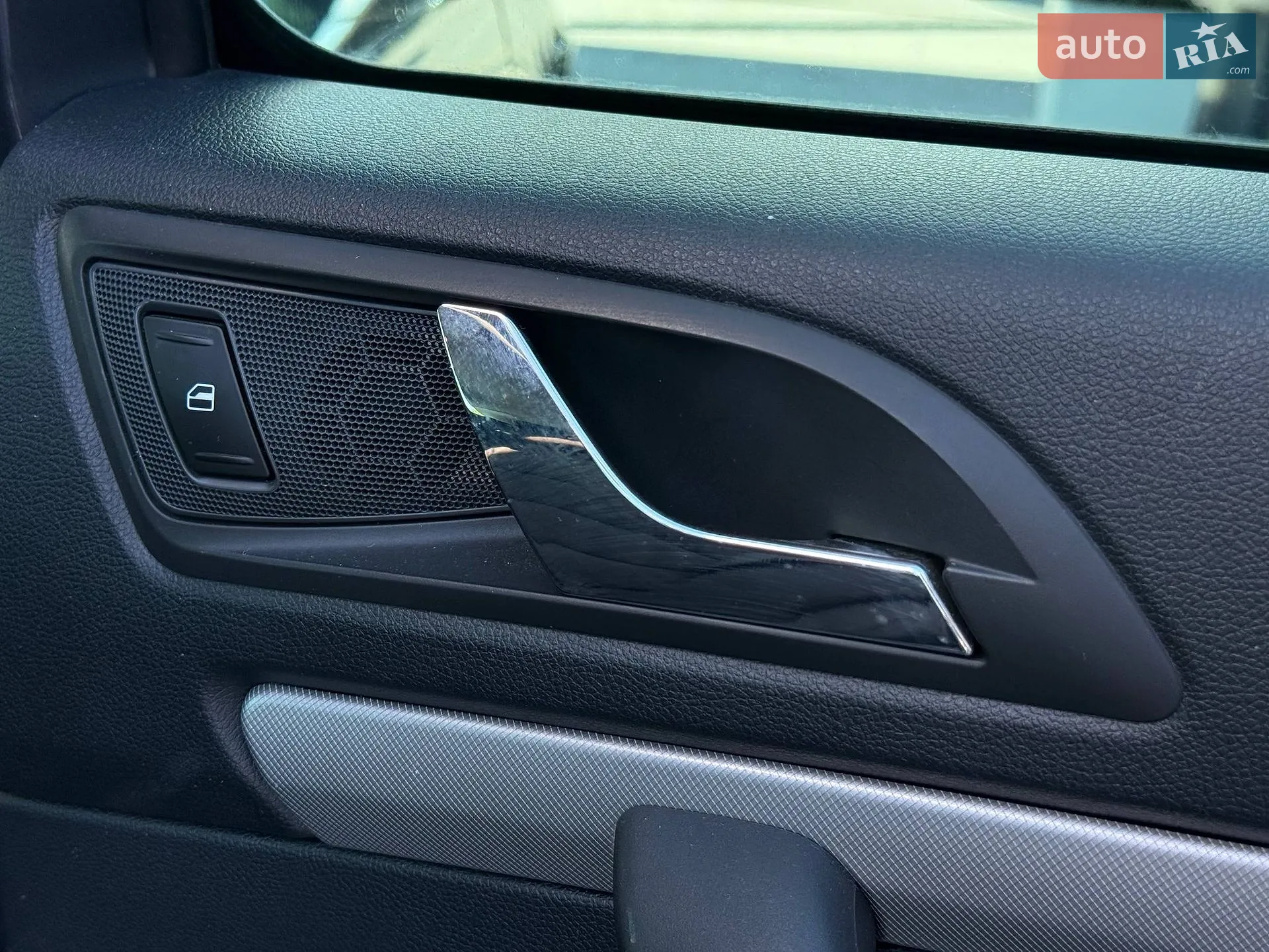 2012 Skoda Octavia - мініатюра 48