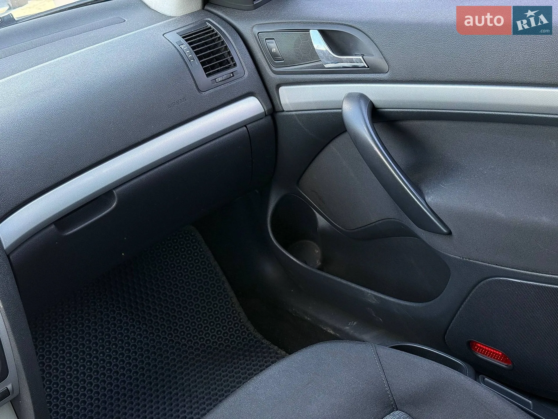 2012 Skoda Octavia - мініатюра 52