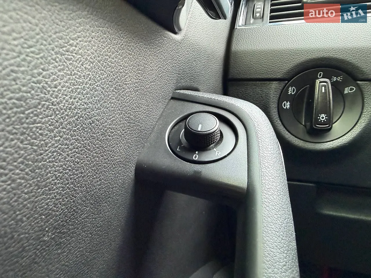 2014 Skoda Octavia - мініатюра 17