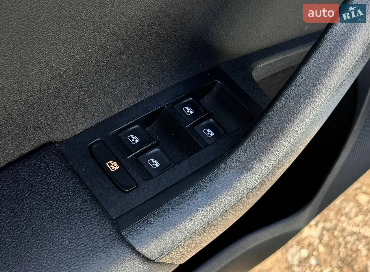 2014 SEAT Ibiza - мініатюра 29