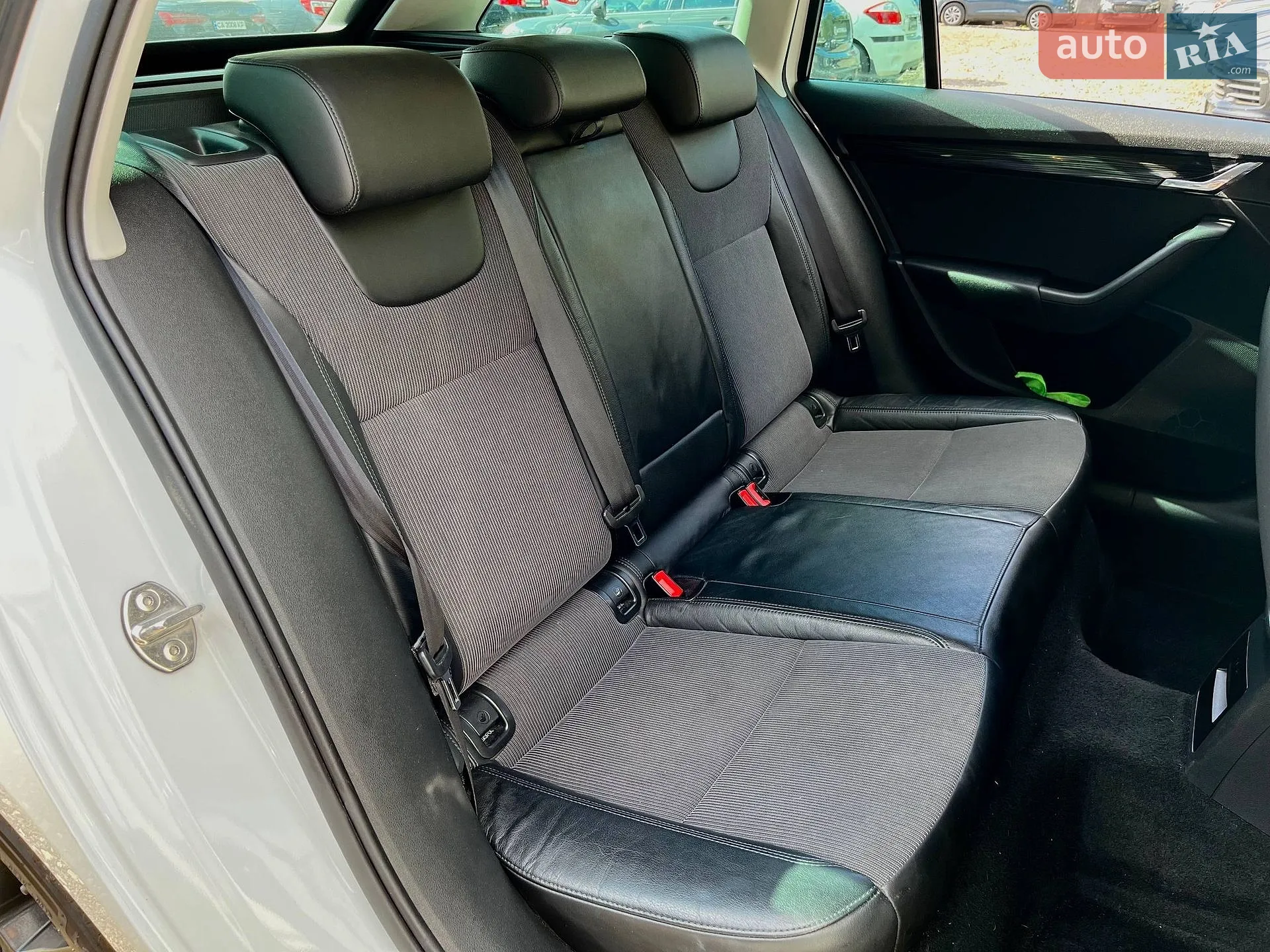 2014 SEAT Ibiza - мініатюра 14