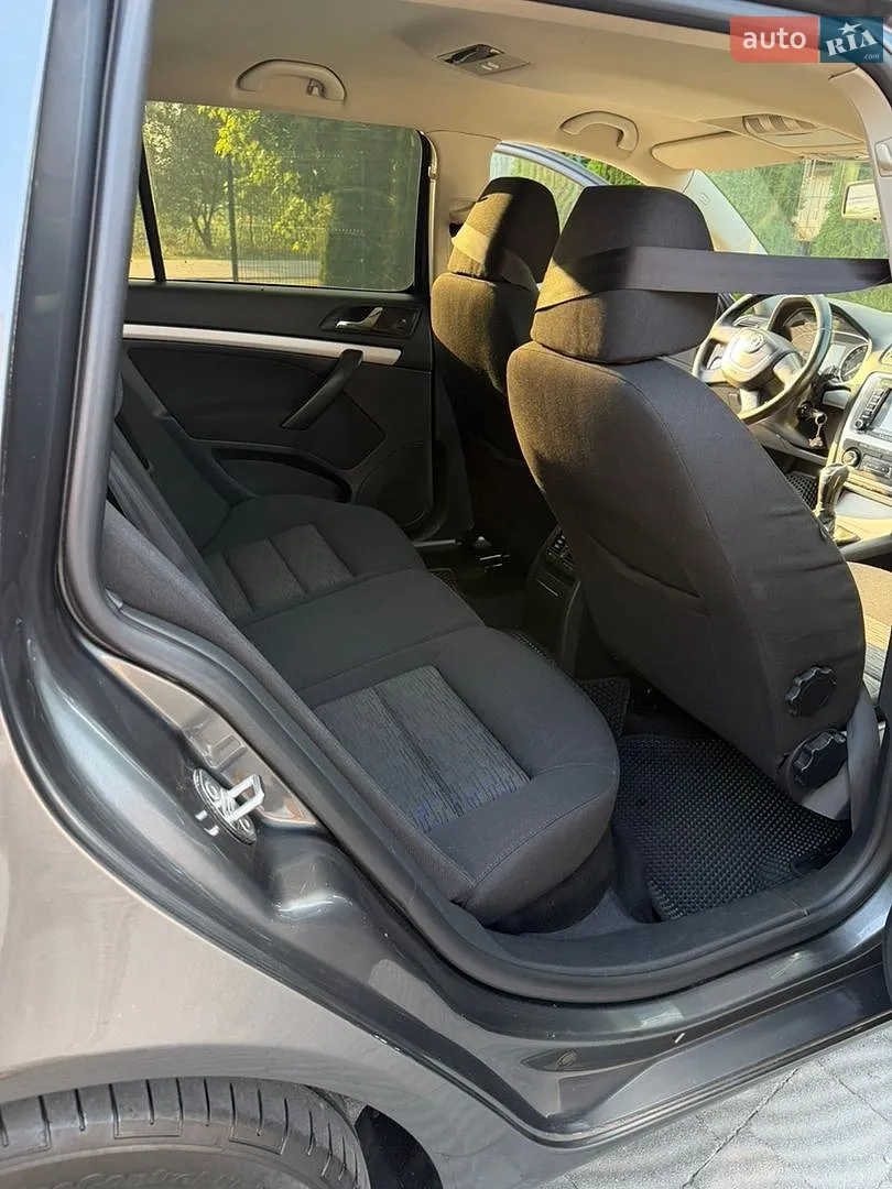 2011 Skoda Octavia - мініатюра 18