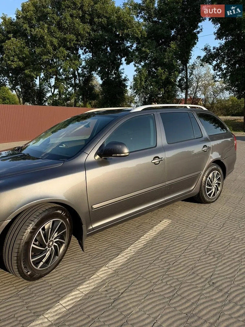 2011 Skoda Octavia - мініатюра 30