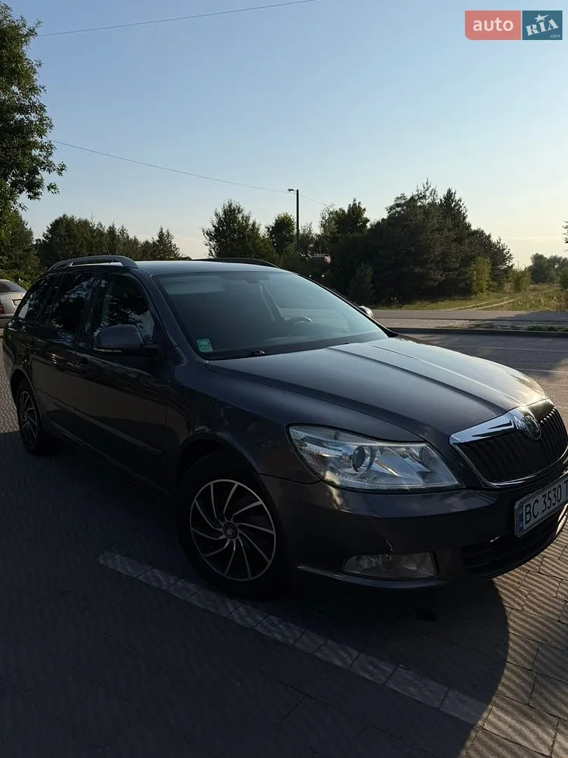 2011 Skoda Octavia - мініатюра 3
