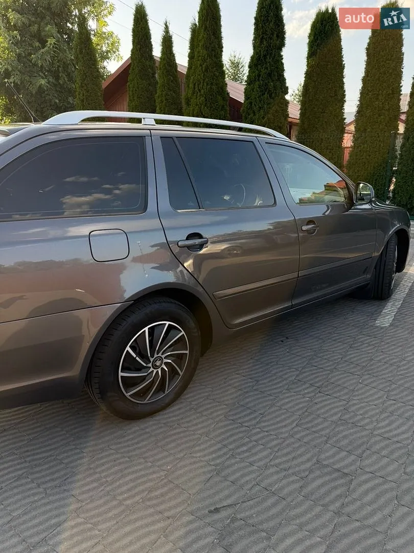 2011 Skoda Octavia - мініатюра 5