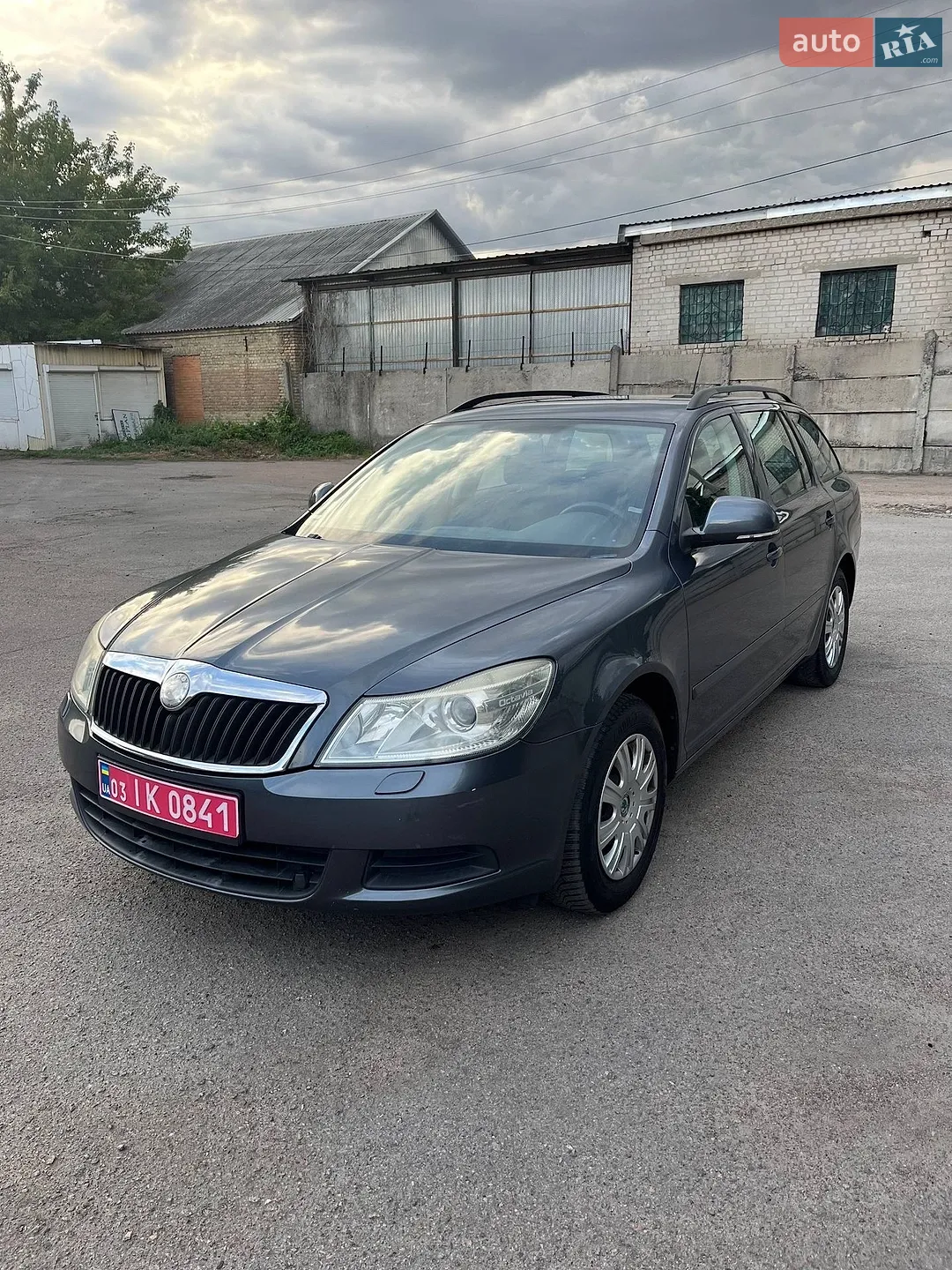 2010 Skoda Octavia - мініатюра 2