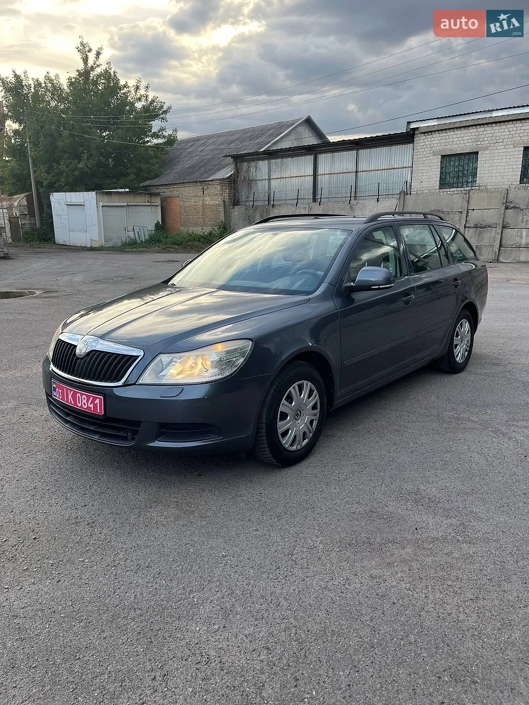 2010 Skoda Octavia - мініатюра 3