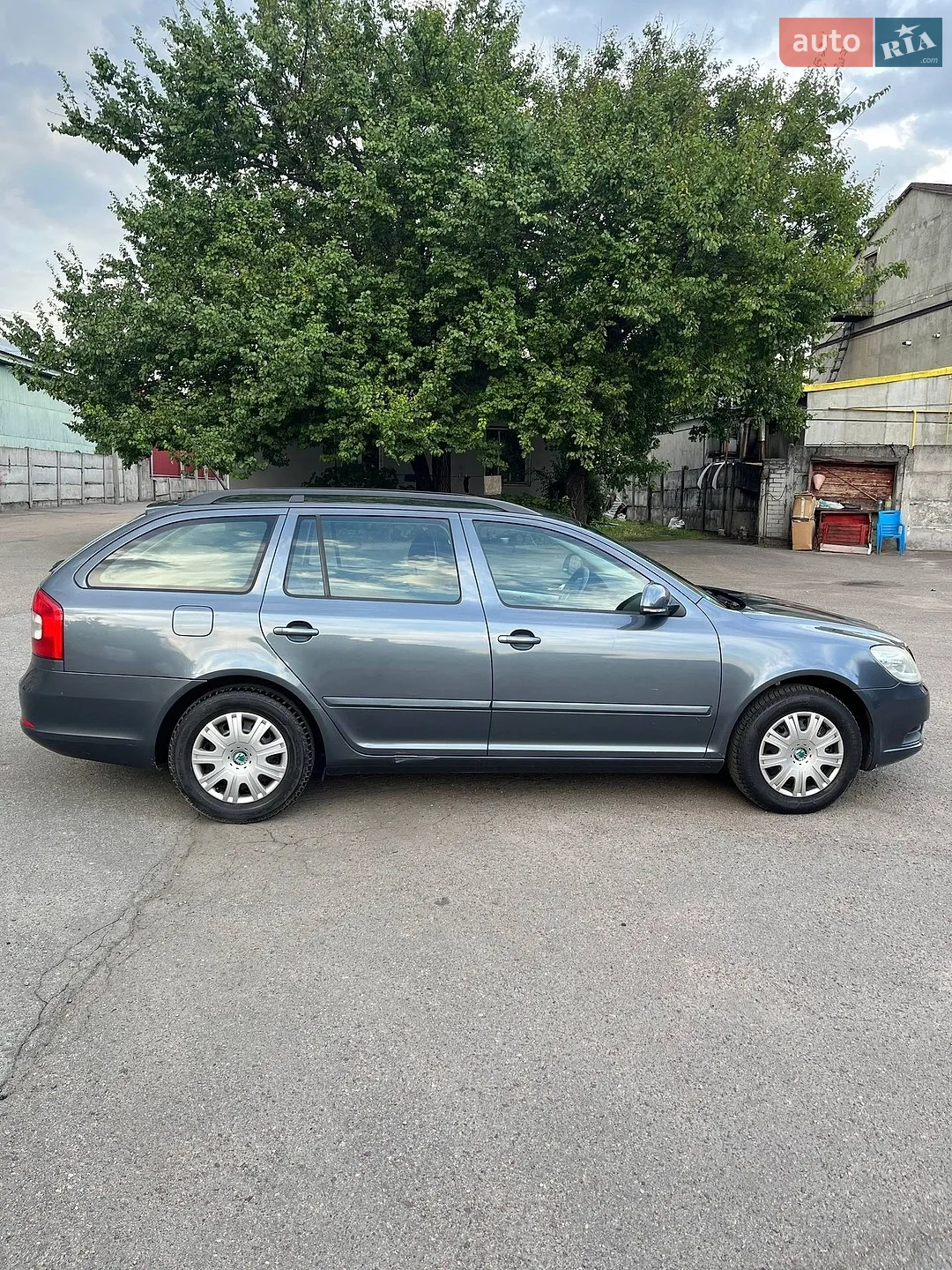 2010 Skoda Octavia - мініатюра 13