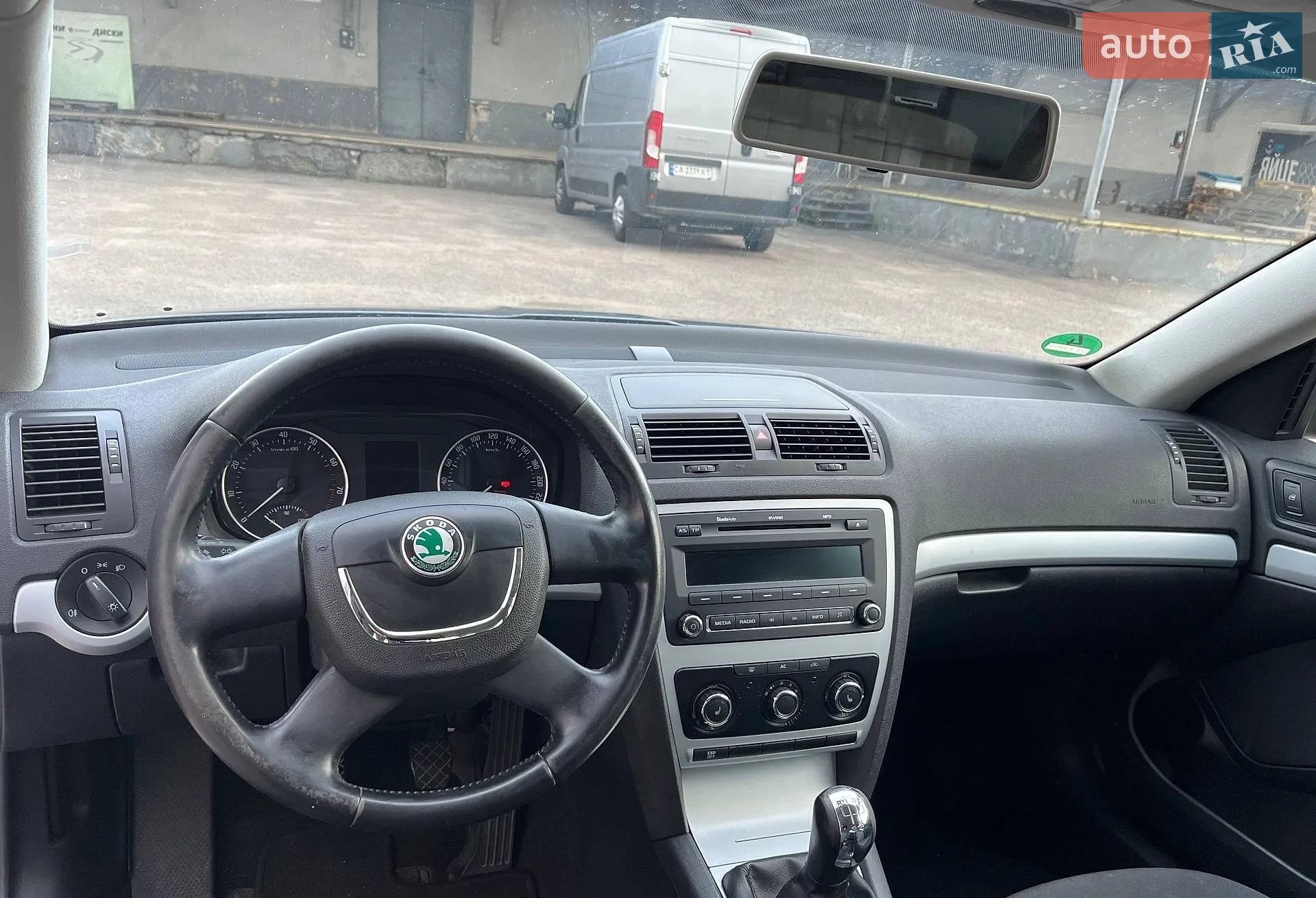 2010 Skoda Octavia - мініатюра 30