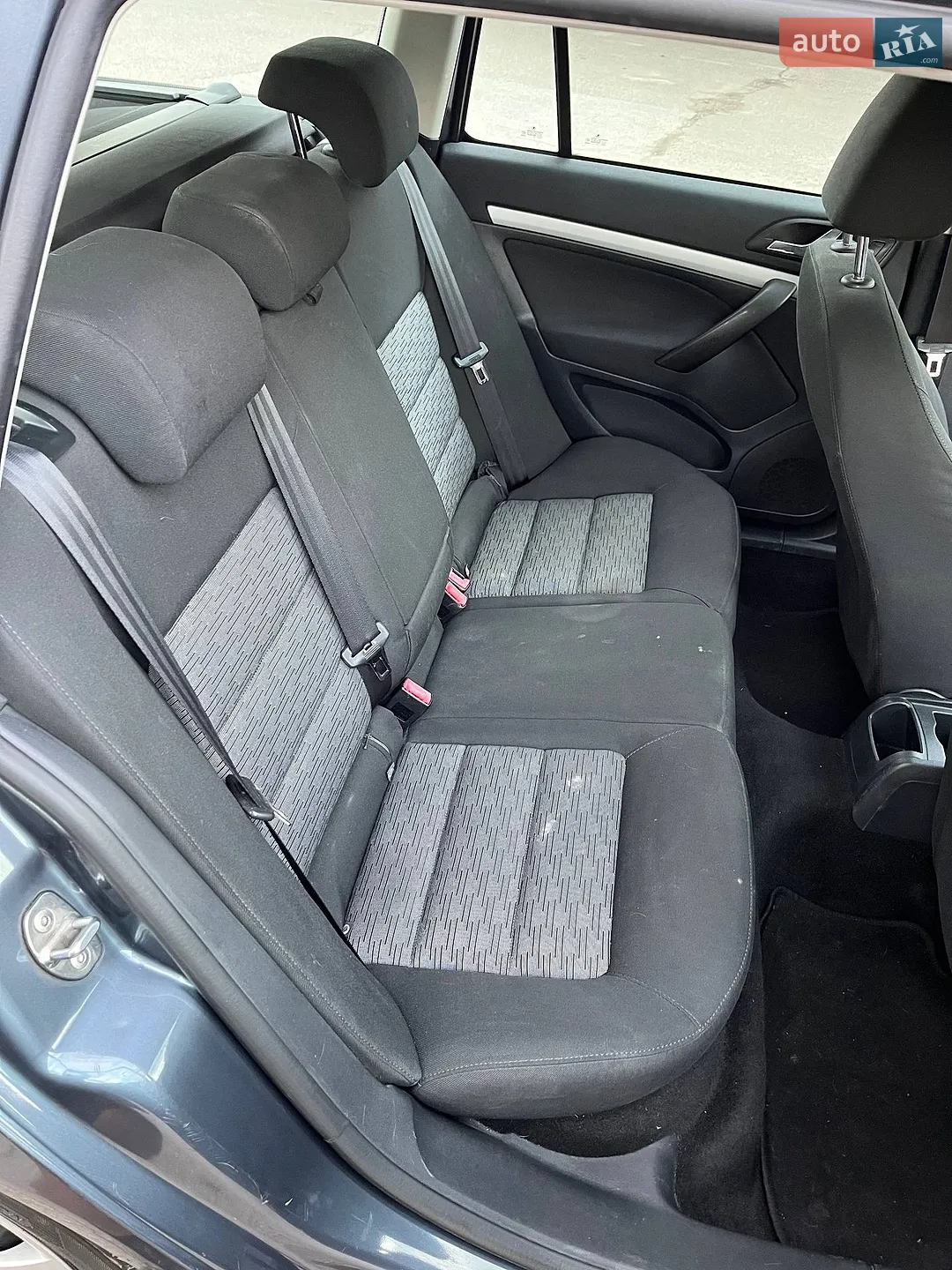 2010 Skoda Octavia - мініатюра 37