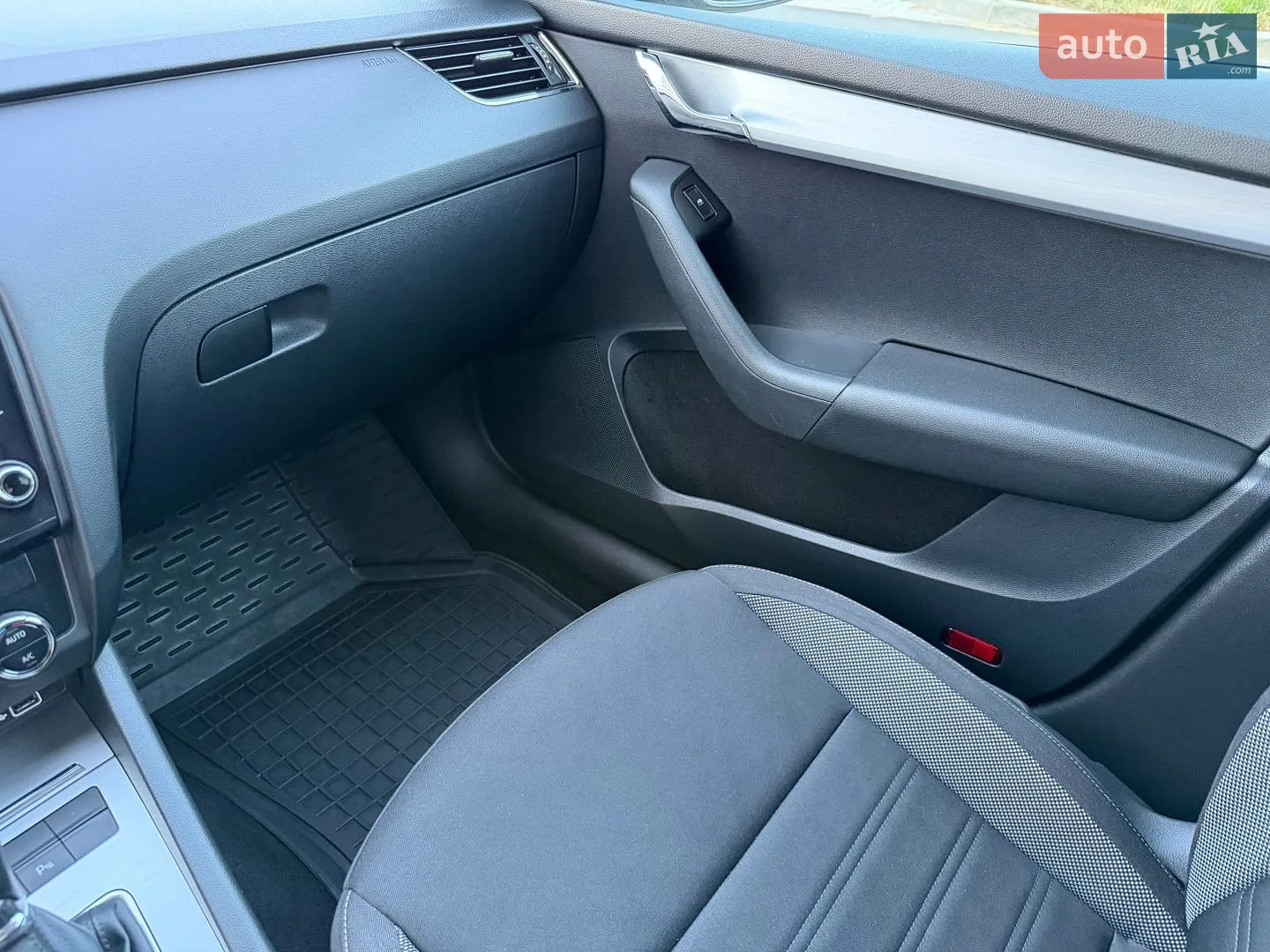 2018 Skoda Octavia - мініатюра 41