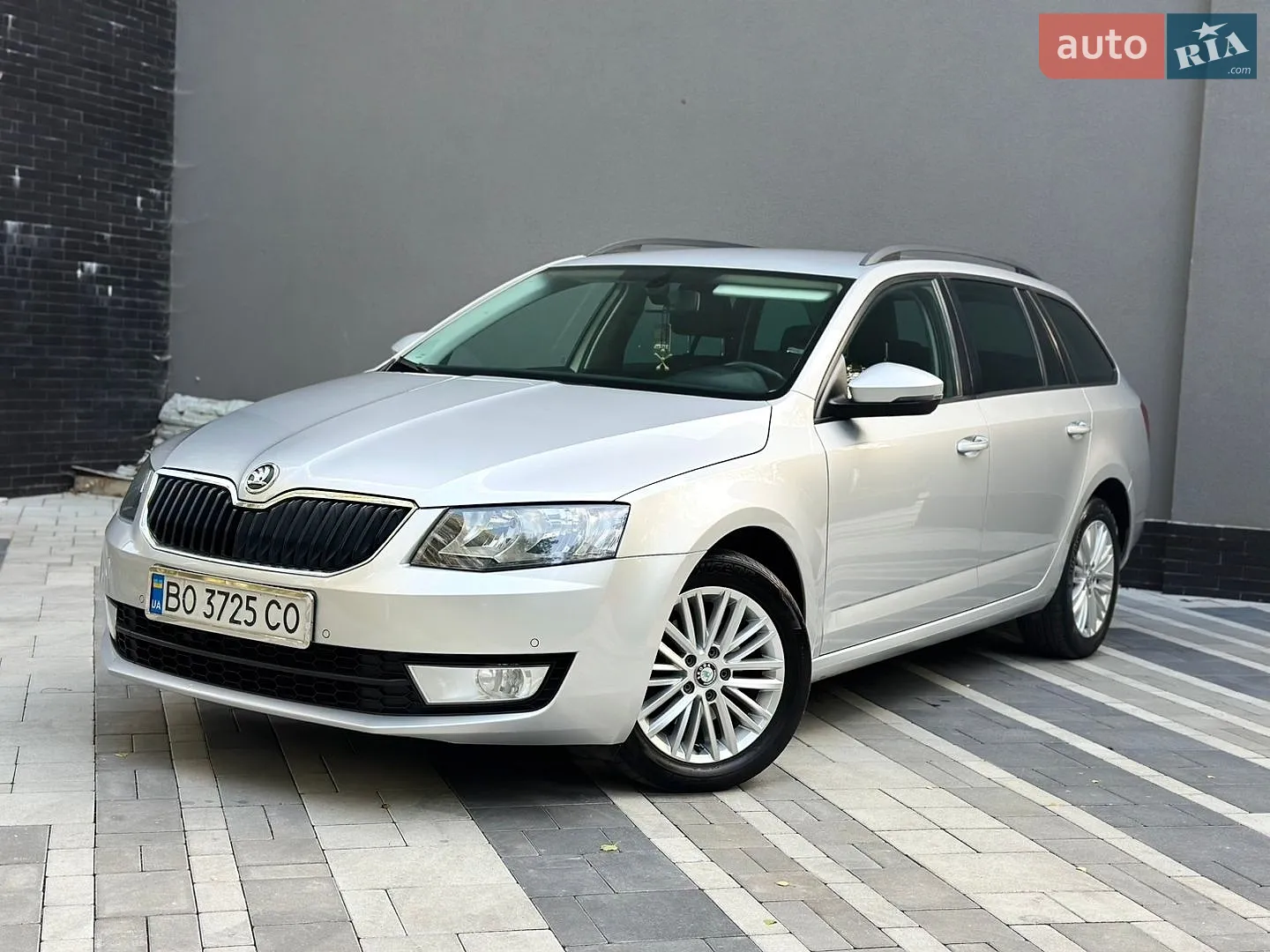 2016 Skoda Octavia - фото 1