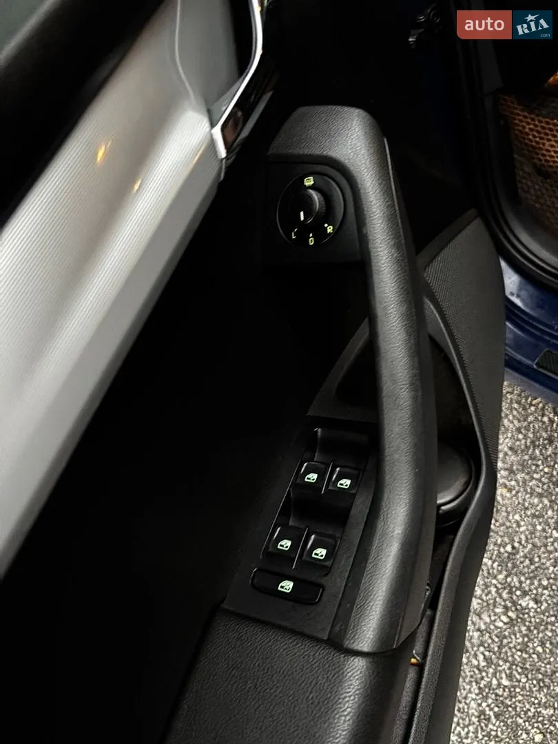 2016 Skoda Octavia - мініатюра 11