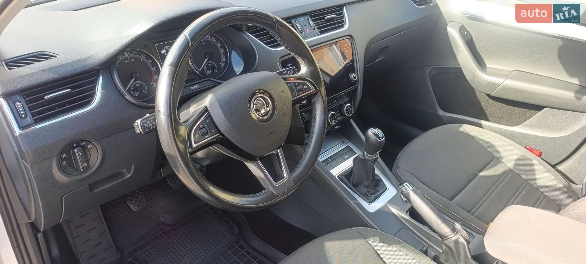 2018 Skoda Octavia - мініатюра 40