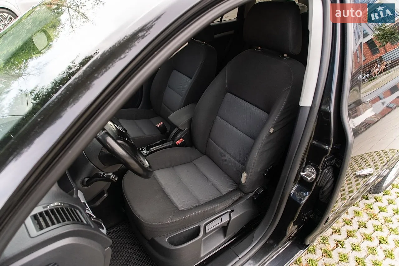 2010 Skoda Octavia - мініатюра 9