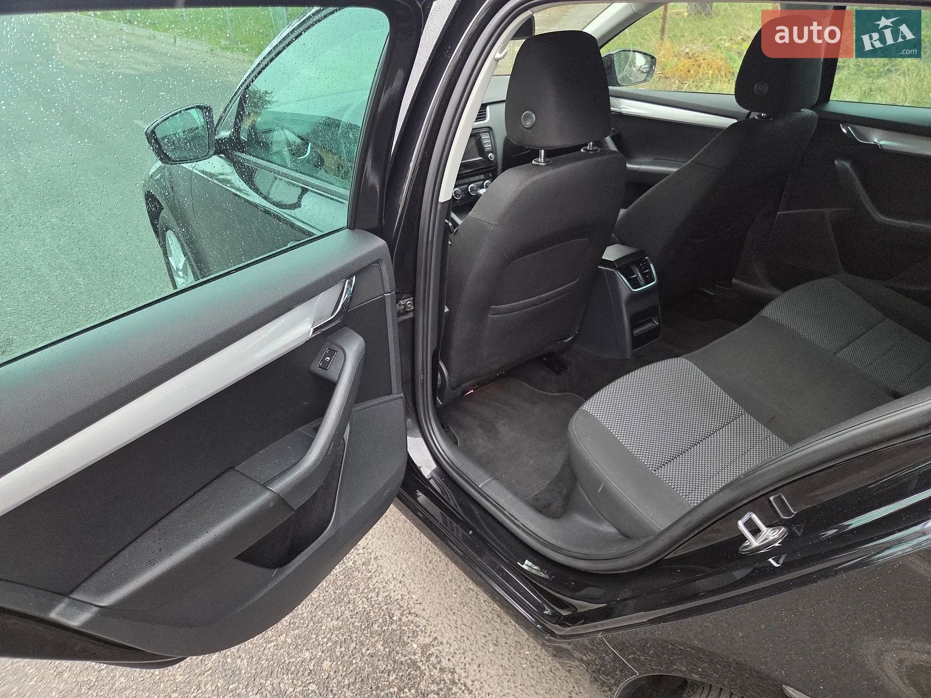 2013 Skoda Octavia - мініатюра 21